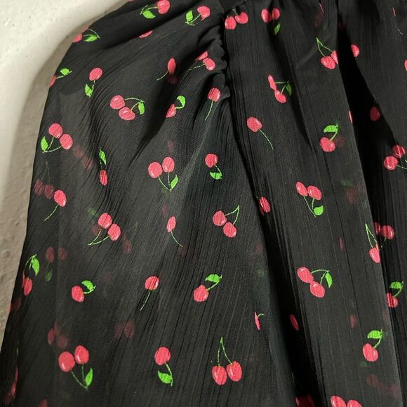 Have London Cherry Print Tie Front Blouse Size S - Picture 7 of 11
